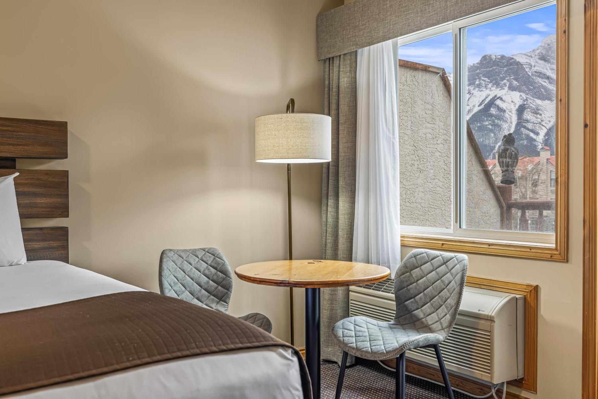 Inn Rocky Mountain